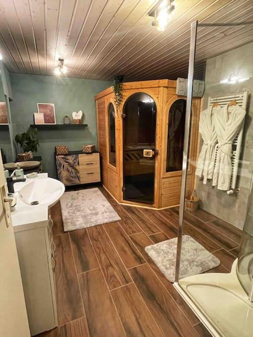 L'Echo Des Bois - Studio Cocooning Avec Sauna L'Abergement Exterior foto